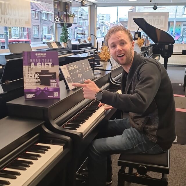 Nu tot wel €150,- Cashback op diverse digitale piano’s van Yamaha!

*Knappe toetsenist op de foto niet inbegrepen!

P-145BT: €40,- Cashback
P-225: €50,- Cashback
YDP-165: €70,- Cashback
YDP-145: €60,- Cashback
CLP-825: €100,- Cashback
CLP-835: €120,- Cashback
CLP-845: €150,- Cashback 

Keyboardcentrum specialist in digitale piano's.
De grootste collectie digitale piano’s speelklaar opgesteld in de showroom! De beste service. Goede uitleg en hulp bij al je gebruikersvragen. Gratis bezorging & montage. Eigen technische dienst.